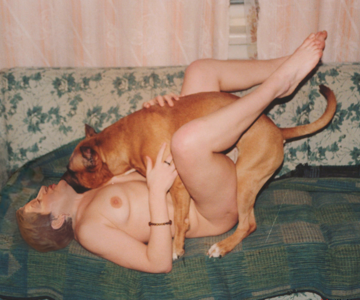 зоофилка трахает собаку онлайн фото 39